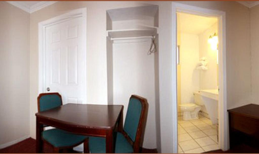 Sunset Inn&Suites West Sacramento Zimmer foto